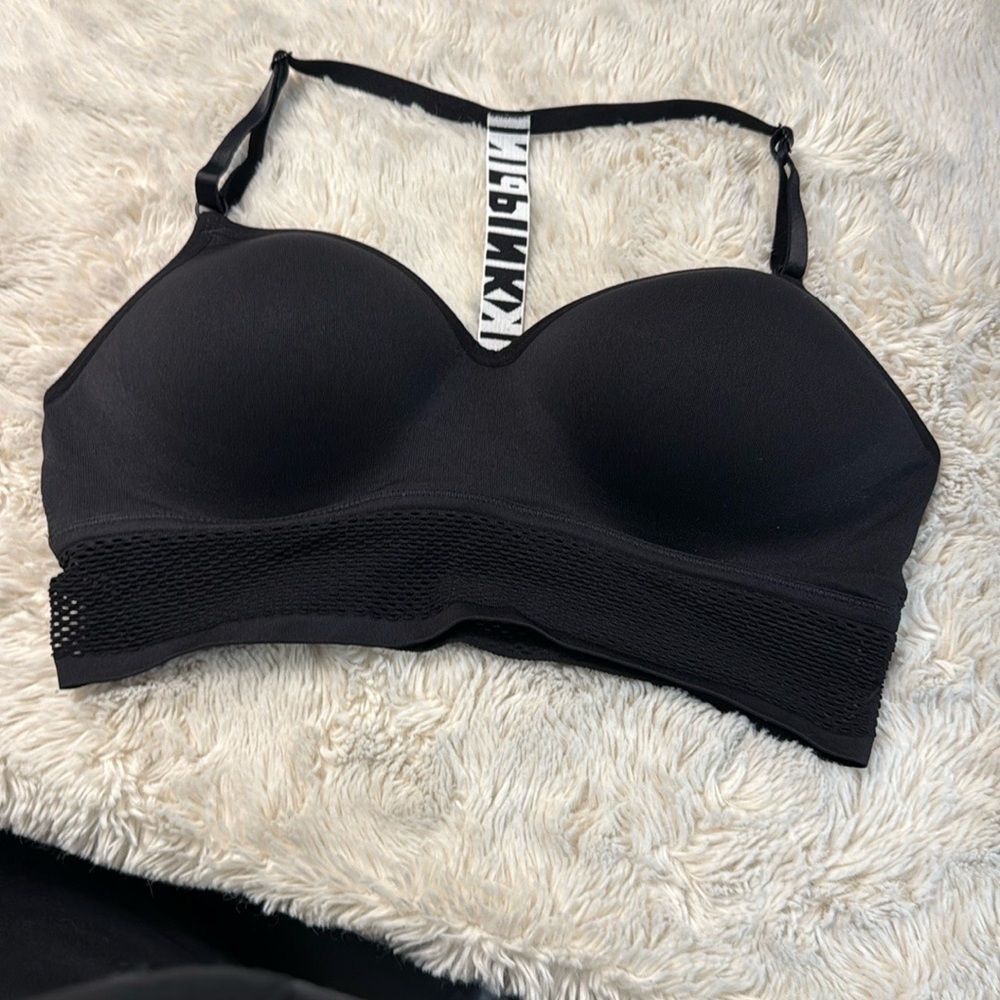 NWOT ,PINK Victoria's Secret Black and Pink Women's Swim Top
